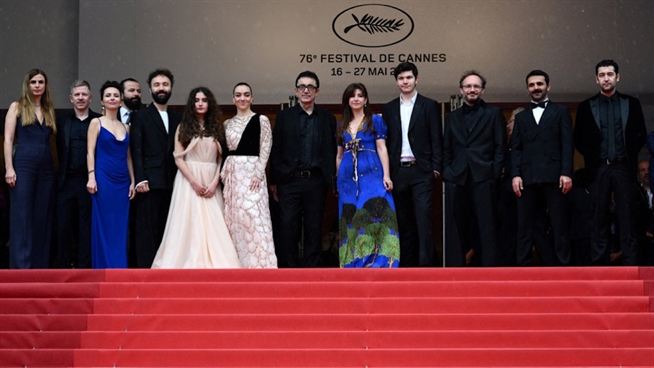 You are currently viewing NBC İmzalı “Kuru Otlar Üstüne” Cannes’daki İlk Gösterimini Yaptı