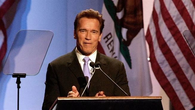You are currently viewing Arnold Schwarzenegger, “Harika Bir ABD Başkanı” Olacağını Düşünüyor