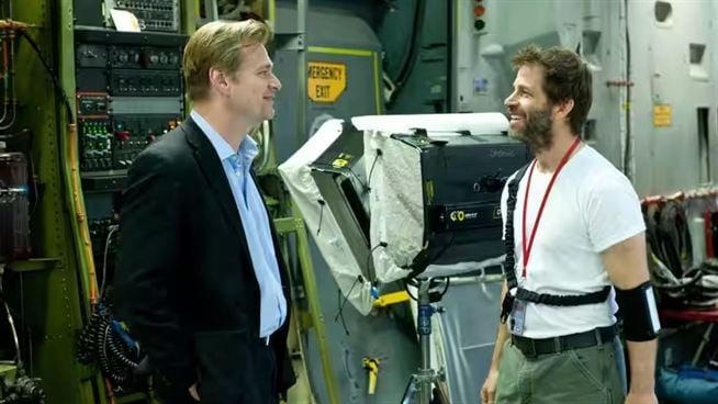 Read more about the article Christopher Nolan, Zack Snyder’ı Övgülere Boğdu